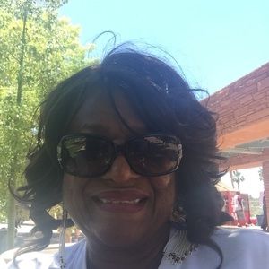 Meet your Posher, Patricia